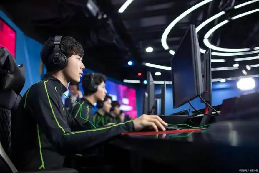 排行榜阅读指南：阶段表现怎么拆，名次区间如何横向比